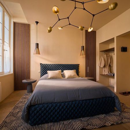 Suite Atypique - Jacuzzi Privatif En Centre Ville De Cognac Luaran gambar