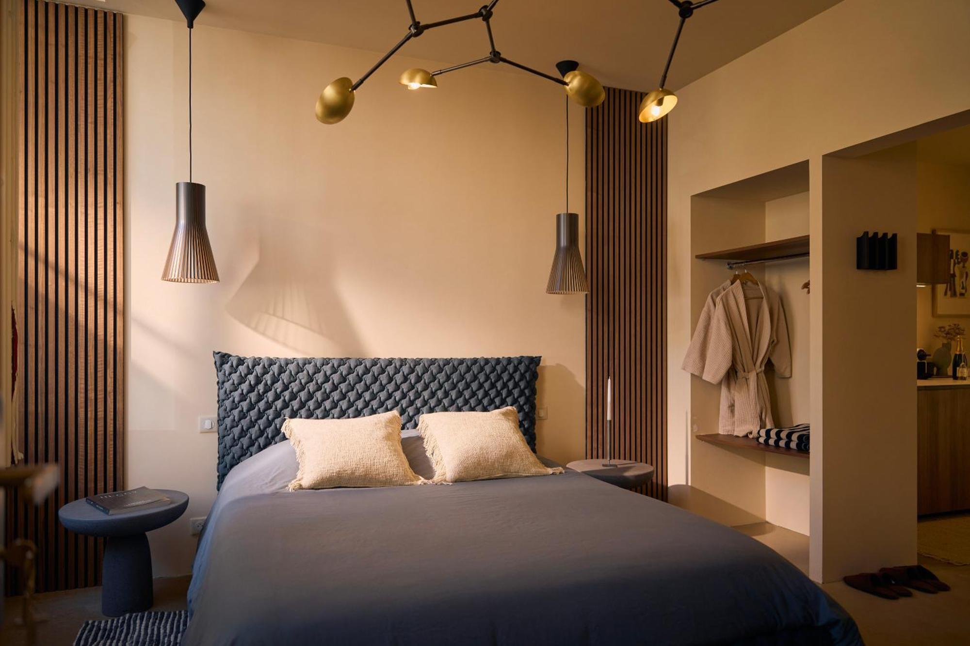 Suite Atypique - Jacuzzi Privatif En Centre Ville De Cognac Luaran gambar