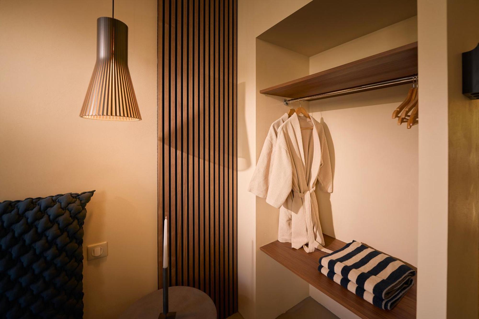 Suite Atypique - Jacuzzi Privatif En Centre Ville De Cognac Luaran gambar